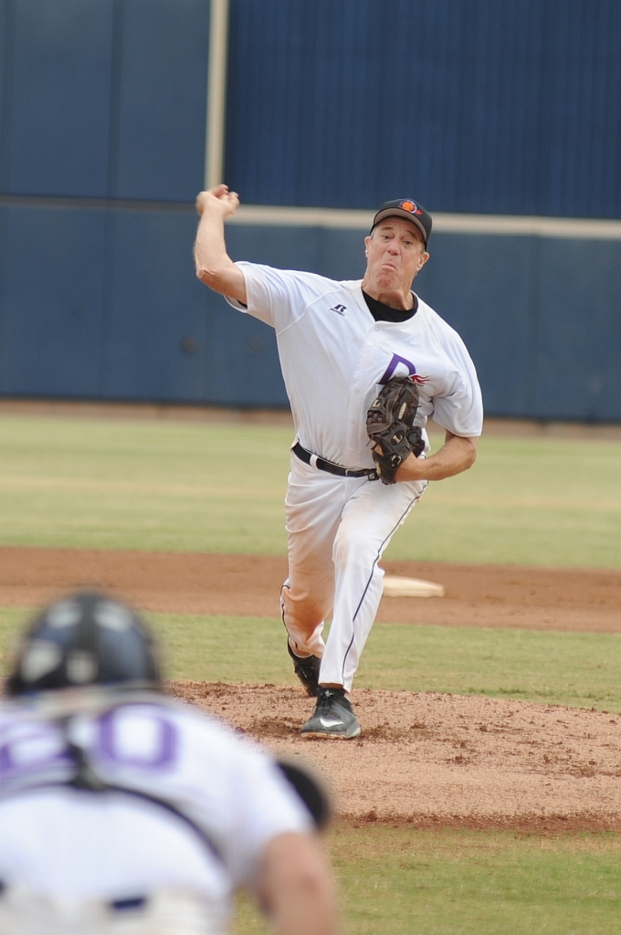 Dragons_2017-10-31 (60).jpg - (c)2010 DeVetter